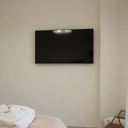 Apartment S64 East Side *